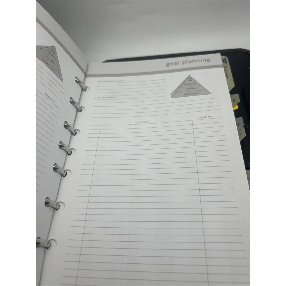 Franklin Day One Snap Closure 3-Ring Classic Planner, Black, 8.5